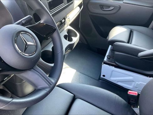 New 2025 Mercedes-Benz Sprinter 2500 image 7
