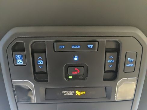 Used 2023 Toyota Tundra 1794 Edition image 32