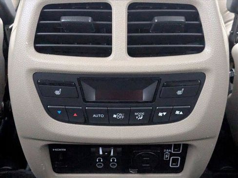 Used 2020 Honda Pilot Touring image 20