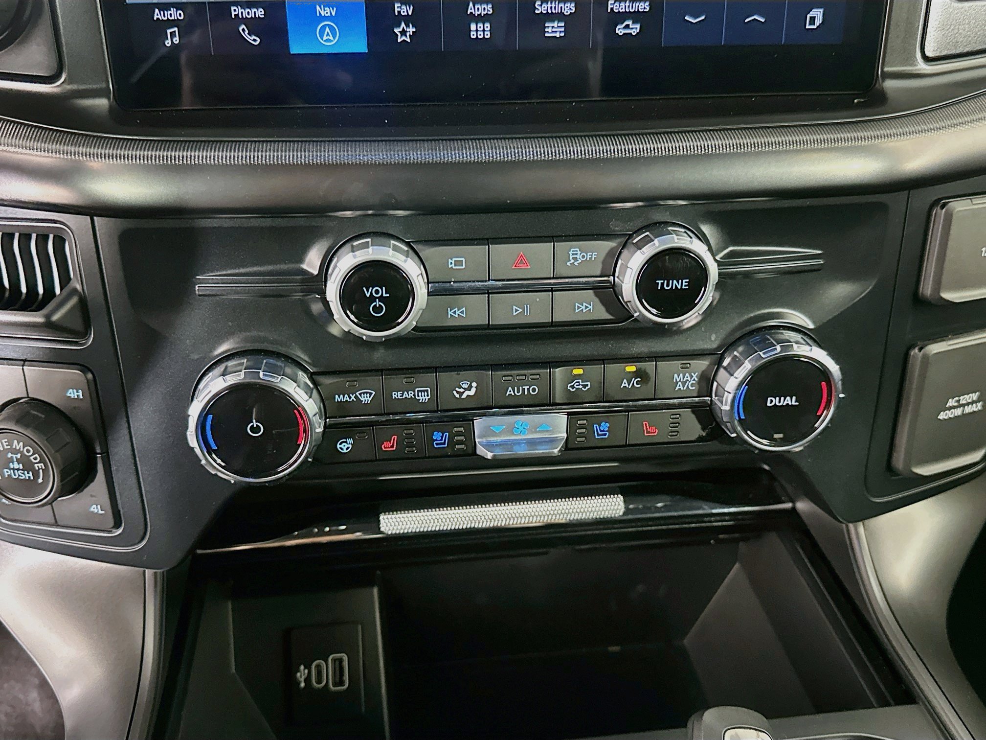 Used 2026 Ford F150 Lariat AWD/4WD image 24