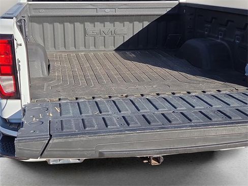 Used 2024 GMC Sierra 1500 Elevation w/ X31 Off-Road Package image 9