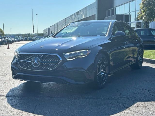 New 2027 Mercedes-Benz E 350 4MATIC Sedan image 4