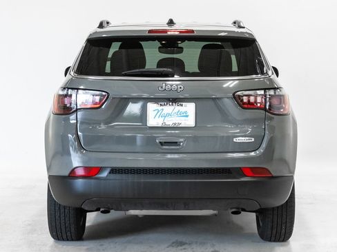 Used 2024 Jeep Compass Latitude AWD/4WD image 26