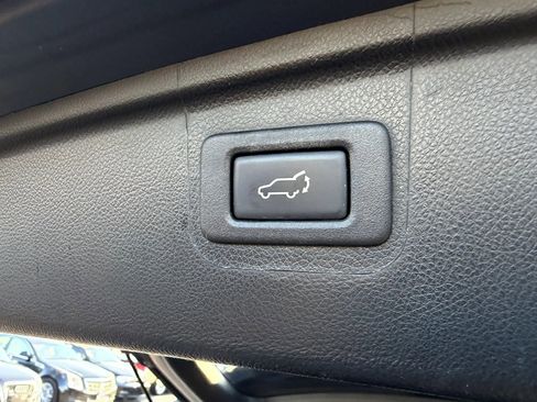 Used 2018 Subaru Outback 2.5i Premium AWD/4WD image 33