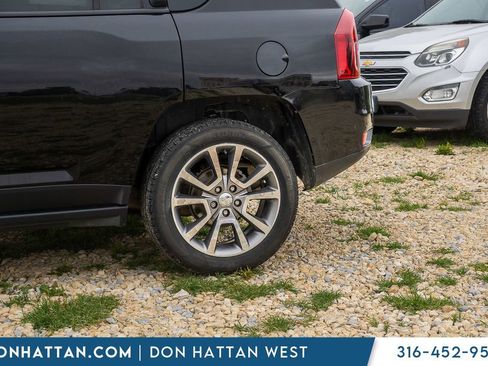Used 2017 Jeep Compass High Altitude AWD/4WD image 34