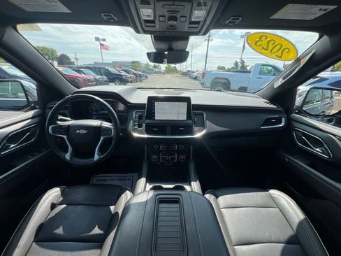 Used 2023 Chevrolet Tahoe Premier w/ Advanced Technology Package AWD/4WD image 24