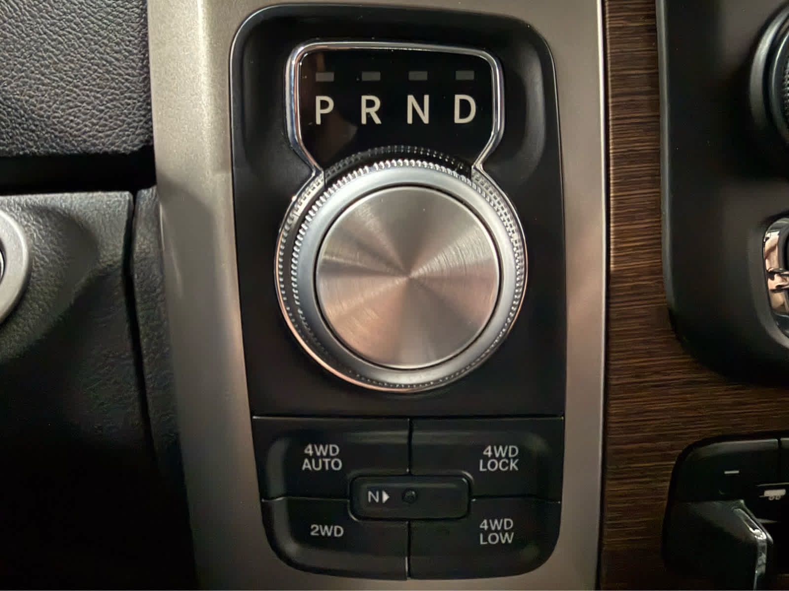Used 2016 RAM 1500 Laramie w/ Convenience Group AWD/4WD image 25