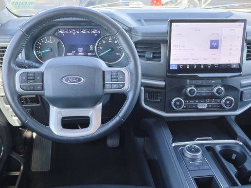 Certified 2024 Ford Expedition Max XLT image 27