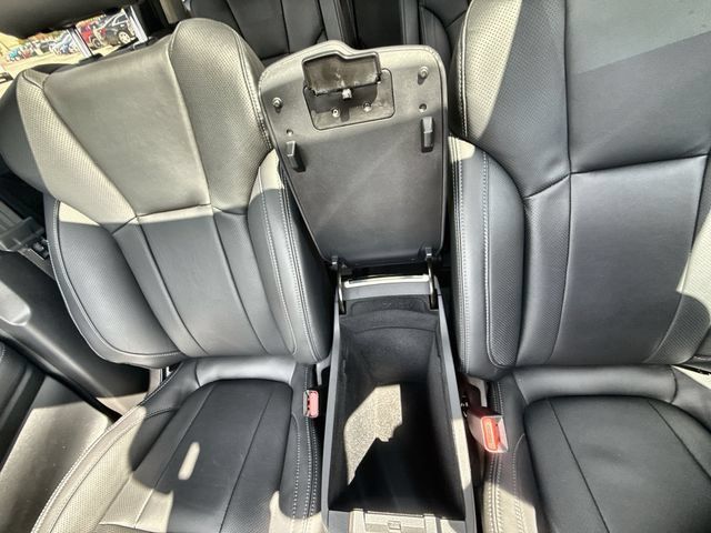 Used 2026 Subaru Ascent Limited AWD/4WD image 21