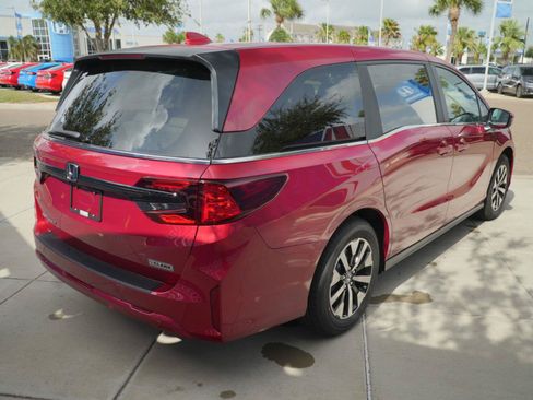 New 2026 Honda Odyssey EX-L image 5