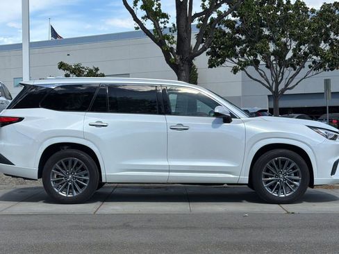 Used 2024 Lexus TX 350 FWD w/ Cold Weather Package image 3