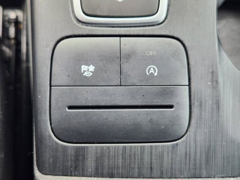 Used 2023 Ford Escape Active image 17