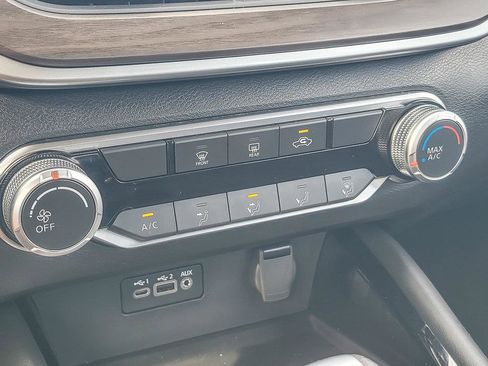 Used 2023 Nissan Altima 2.5 SV image 15