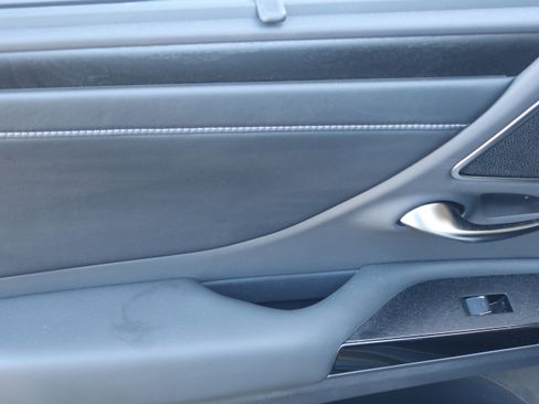 Used 2024 Lexus ES 350 Ultra Luxury w/ Accessory Package (Z2) FWD image 36