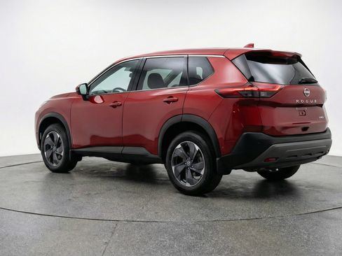 Used 2025 Nissan Rogue SV AWD/4WD image 6