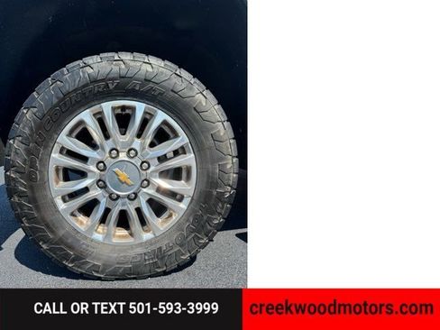 Used 2023 Chevrolet Silverado 2500 High Country w/ Safety Package II image 18