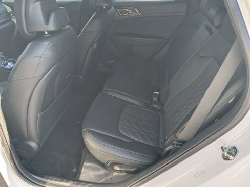 Used 2025 Kia Sportage X-Line w/ Premium Package AWD/4WD image 17