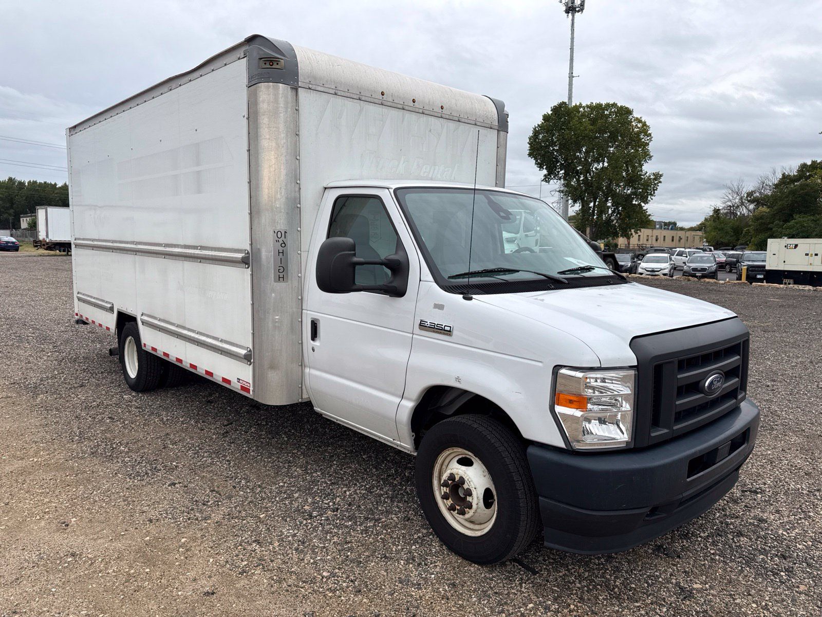 Used 2022 Ford E-350 and Econoline 350 Super Duty RWD image 4