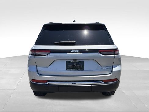 Used 2023 Jeep Grand Cherokee Limited RWD image 9