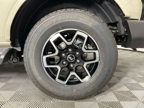 New 2026 Ford Bronco Outer Banks AWD/4WD image 10