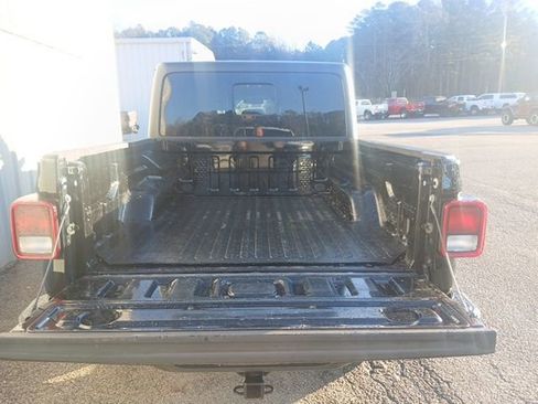 Used 2020 Jeep Gladiator Sport w/ Quick Order Package 24S image 5