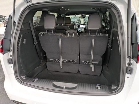 New 2026 Chrysler Pacifica Select w/ S Appearance Package FWD image 33