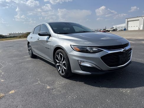 Used 2024 Chevrolet Malibu RS image 7