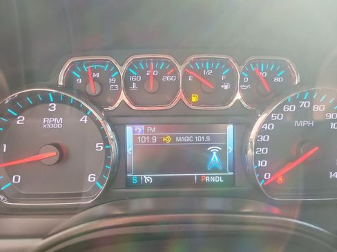 Used 2019 Chevrolet Tahoe LT image 40