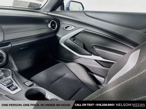 Used 2019 Chevrolet Camaro LT RWD image 21