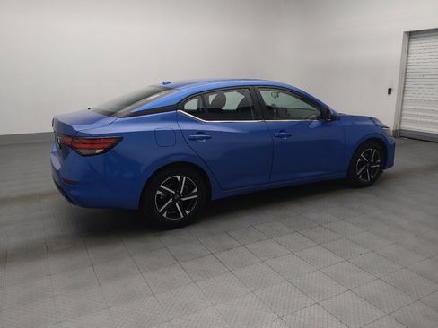 Used 2025 Nissan Sentra SV FWD image 10