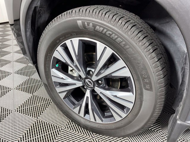 Used 2023 Nissan Rogue SV w/ SV Premium B Package FWD image 14