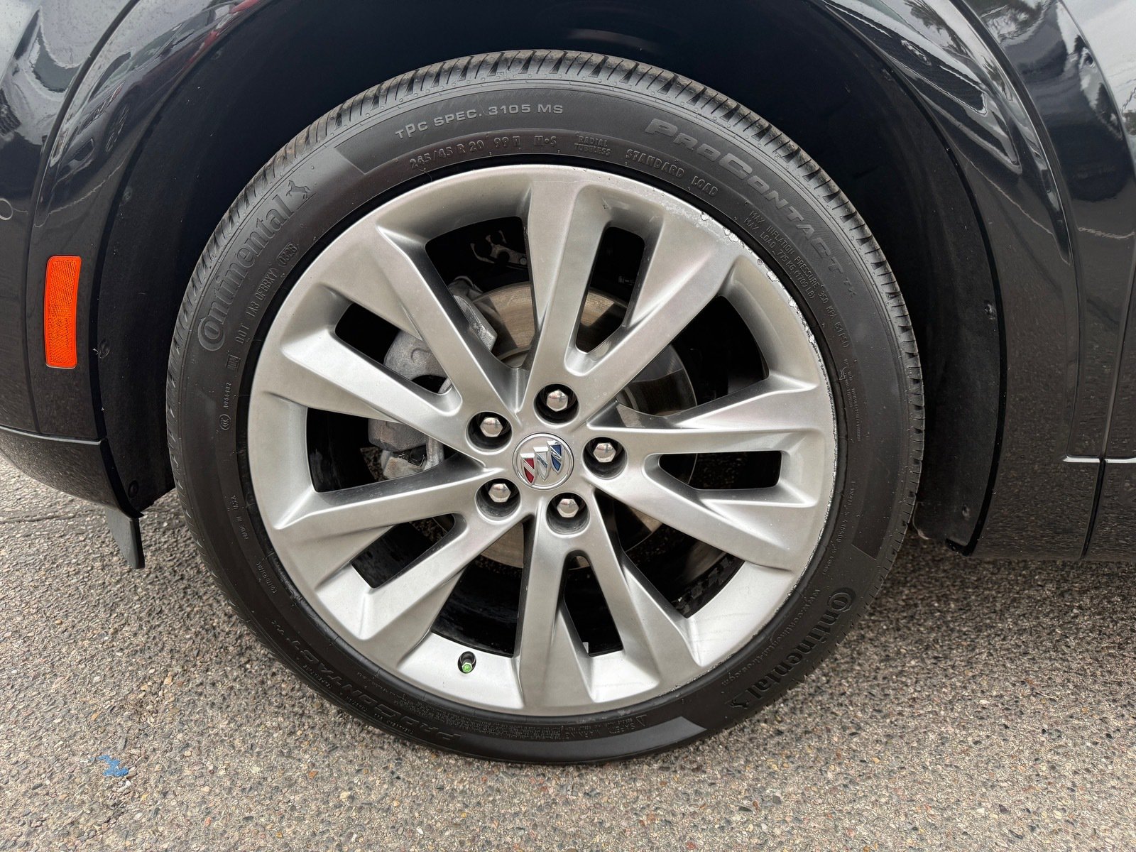 Used 2023 Buick Envision Avenir AWD/4WD image 9