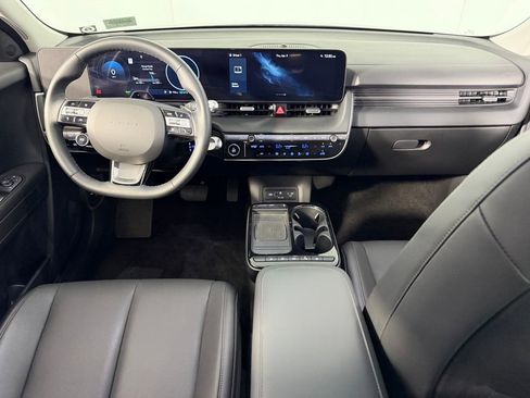 Used 2025 Hyundai Ioniq 5 SEL RWD image 13