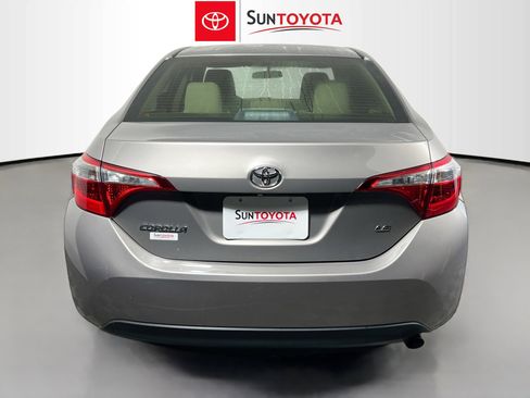 Used 2016 Toyota Corolla LE image 4