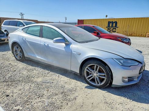 Used 2014 Tesla Model S RWD image 1