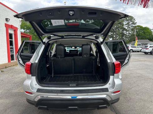 Used 2019 Nissan Pathfinder SL AWD/4WD image 33