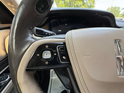 Used 2020 Lincoln Aviator Reserve w/ Equipment Group 202A AWD/4WD image 46