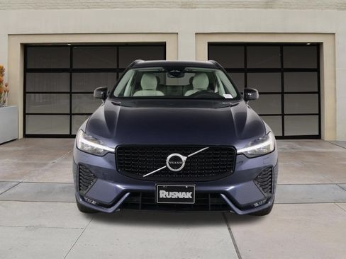 Used 2023 Volvo XC60 B5 Plus w/ Climate Package AWD/4WD image 6