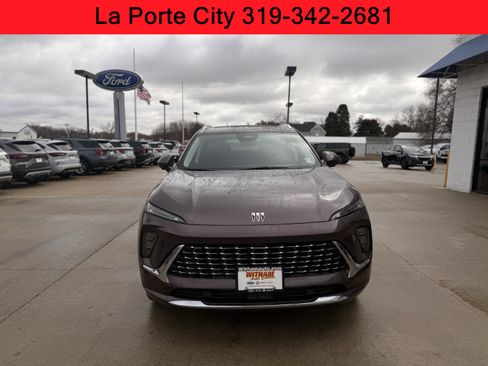 Used 2025 Buick Envision Avenir image 9