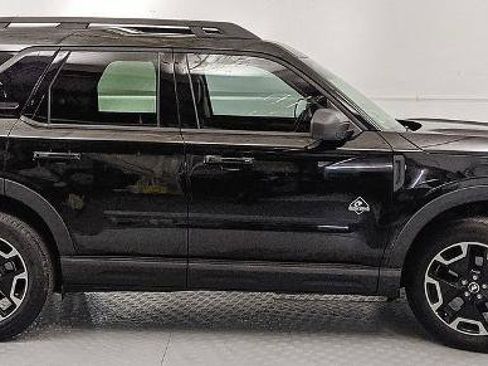 Certified 2024 Ford Bronco Sport Outer Banks w/ Tech Package AWD/4WD image 2