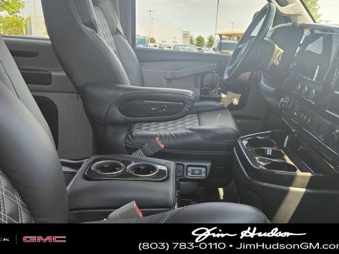 Used 2025 GMC Savana 2500 Extended w/ Driver Convenience Package RWD image 9