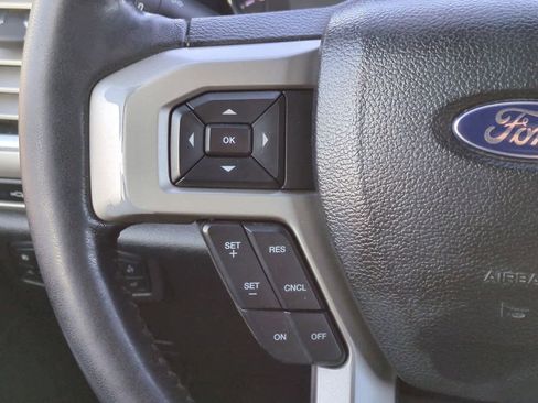 Used 2017 Ford F350 Lariat w/ Chrome Package image 23