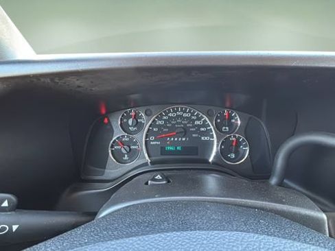 Used 2024 GMC Savana 2500 w/ Driver Convenience Package RWD image 15