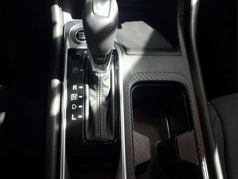 Used 2025 Nissan Sentra SV FWD image 13