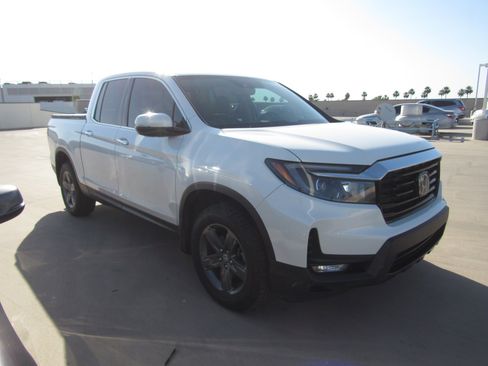 Used 2021 Honda Ridgeline RTL-E image 2