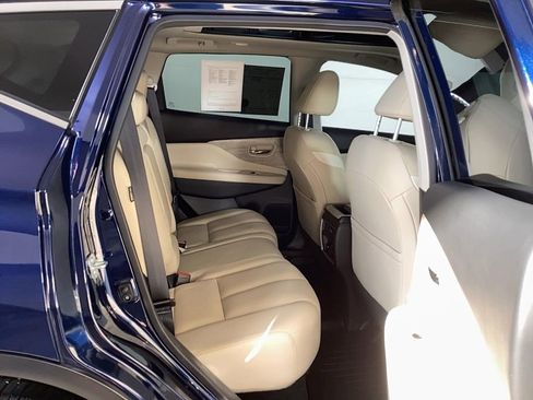 Used 2023 Nissan Murano SL w/ SL Moonroof Package image 12