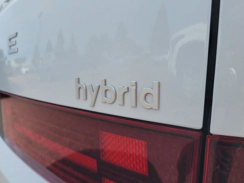 New 2026 Hyundai Santa Fe SE image 8