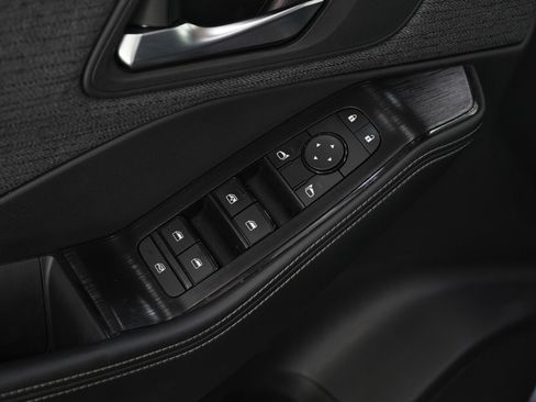 Used 2021 Nissan Rogue SV image 18