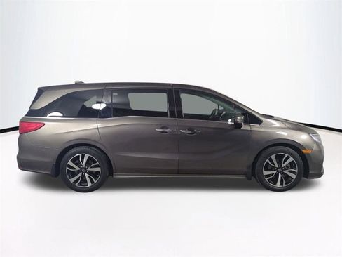 Used 2018 Honda Odyssey Elite image 4