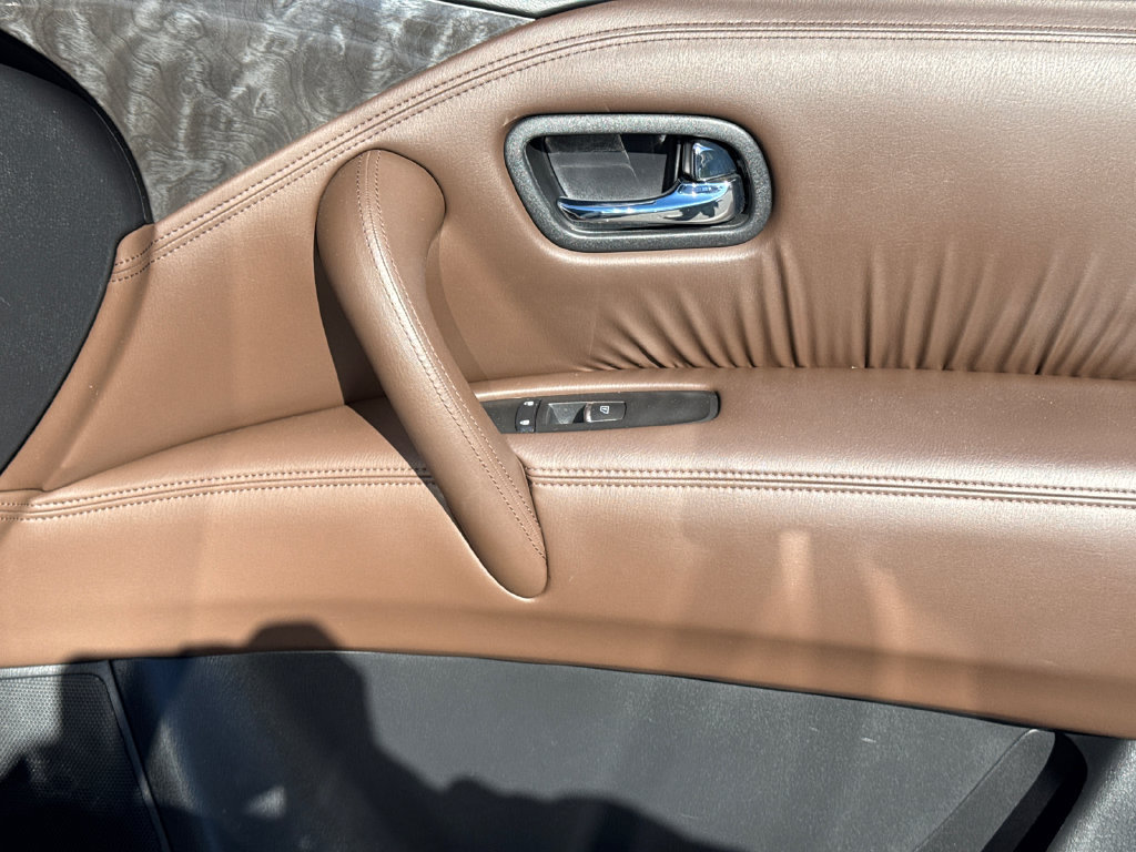 Certified 2022 Nissan Armada Platinum w/ Captain's Chairs Package AWD/4WD image 17